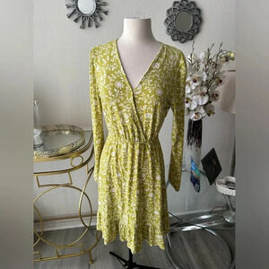 Manguun dress starchy fabric comfy elegant Sz small